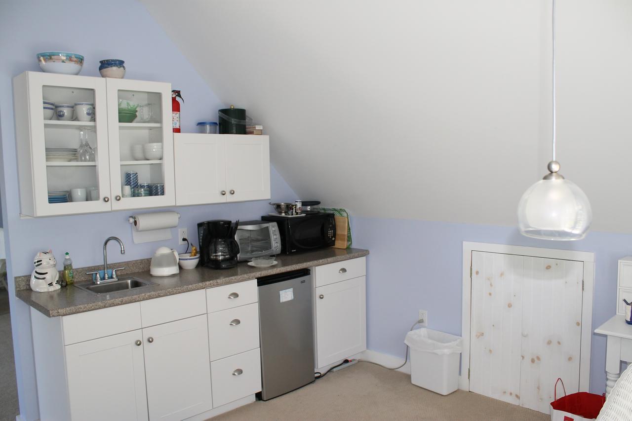 Lavender Bay Bed & Breakfast Barnstable Eksteriør bilde